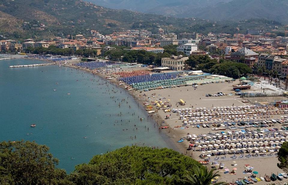 La Vie En Rose Flat Apartment Sestri Levante Ngoại thất bức ảnh